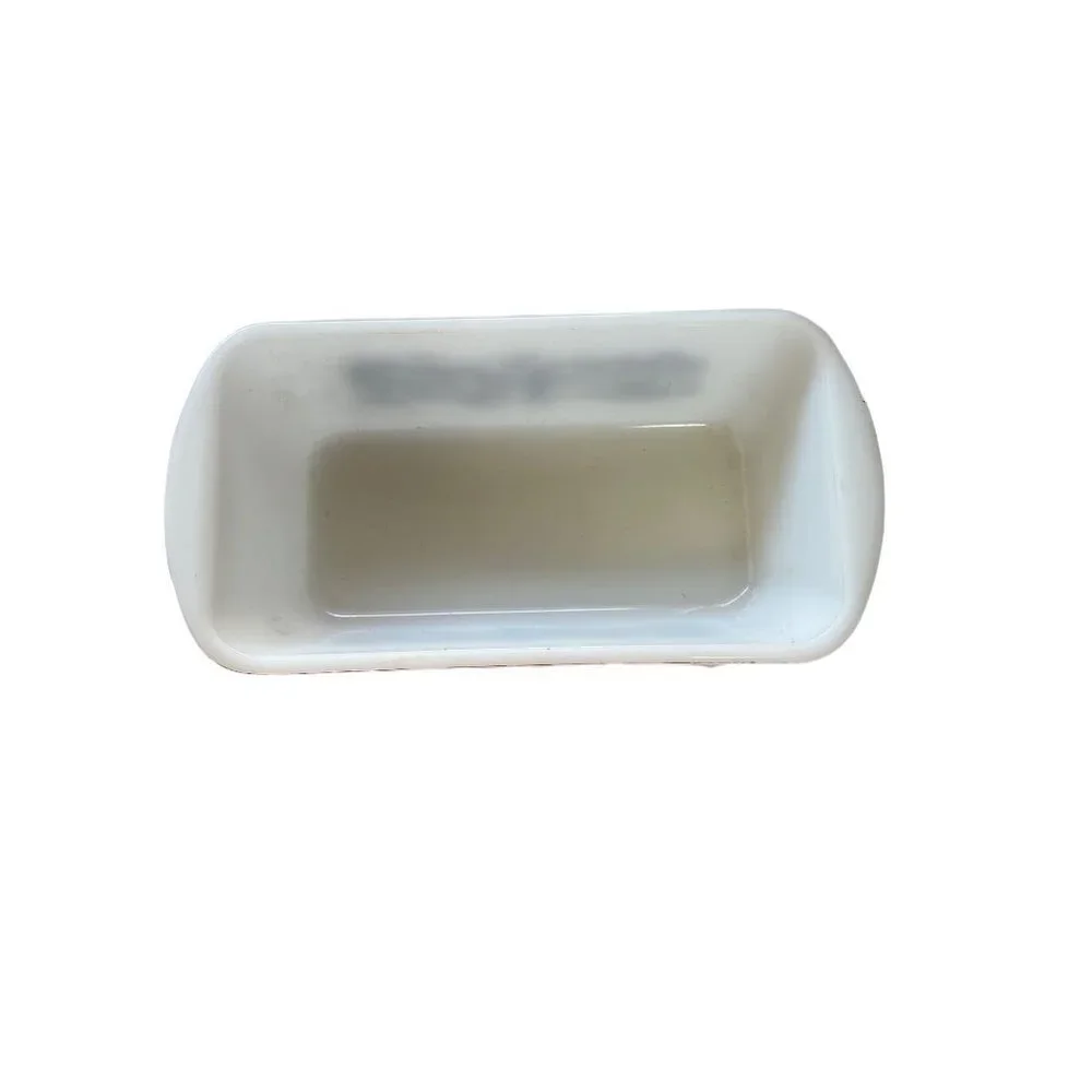 Currier & Ives Glass Loaf Pan. White/ Blue